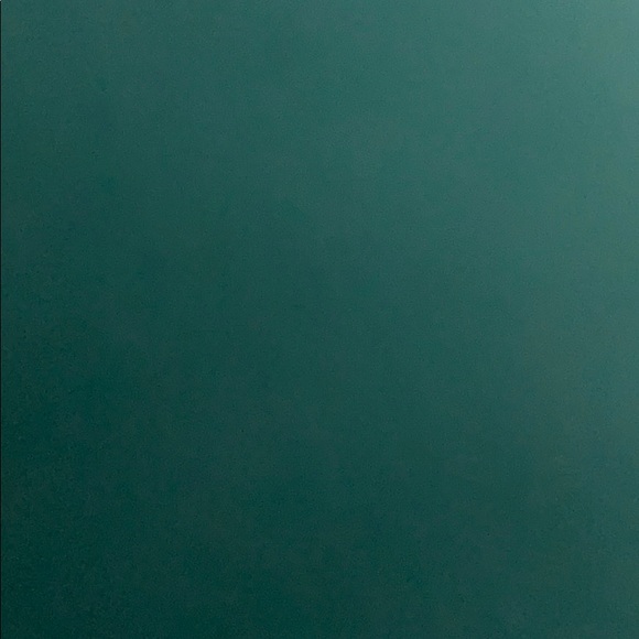 Meet your Posher, A🇨🇦 - Picture 1 of 1